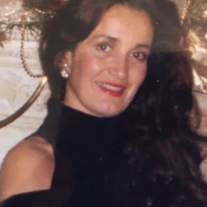 Meet your Posher, Gloria